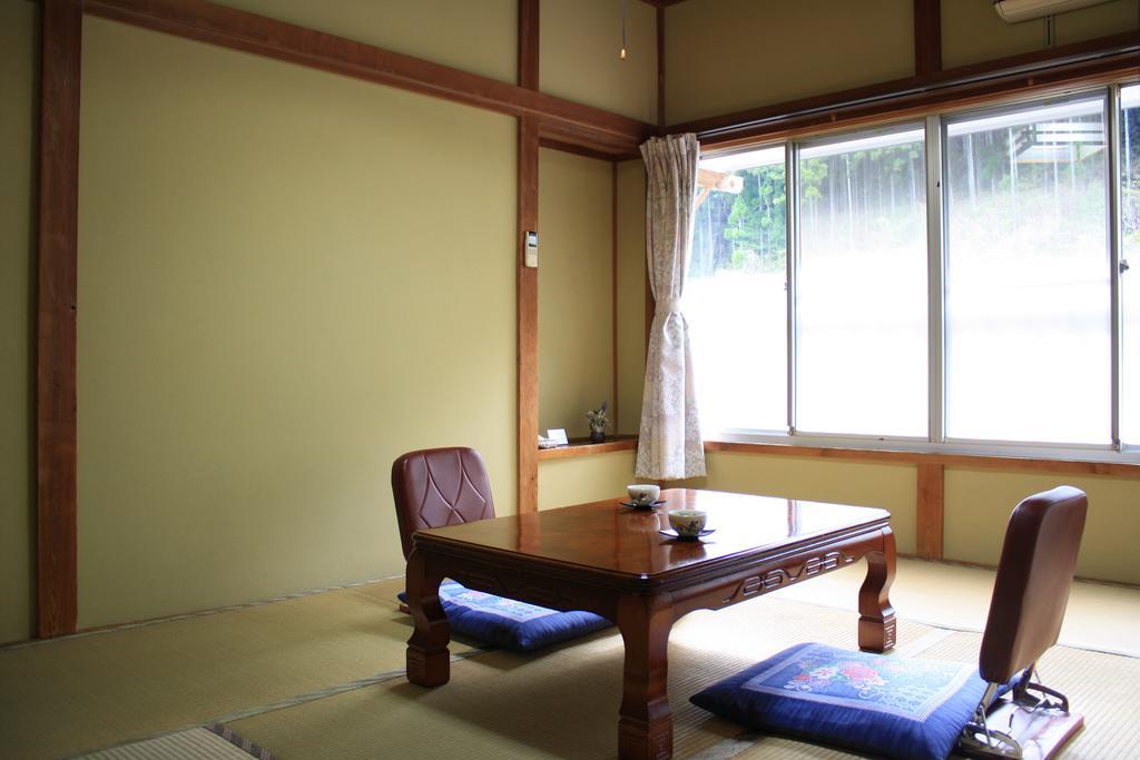 Yamadaya Ryokan Hitacsi Ota Kültér fotó